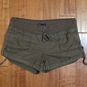 Gap shorts